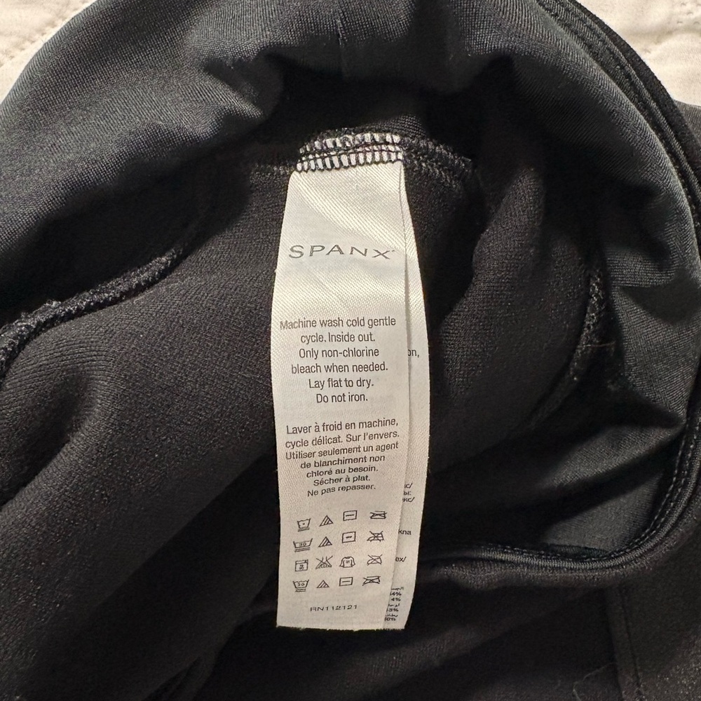 Black Spanx Leggings with Faux Leather Panels - Picture 8 of 10